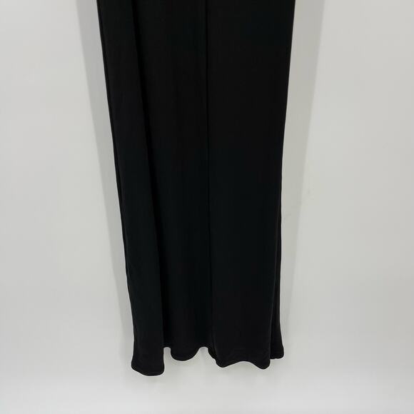 Elegant Black Maxi Dress - Picture 12 of 16